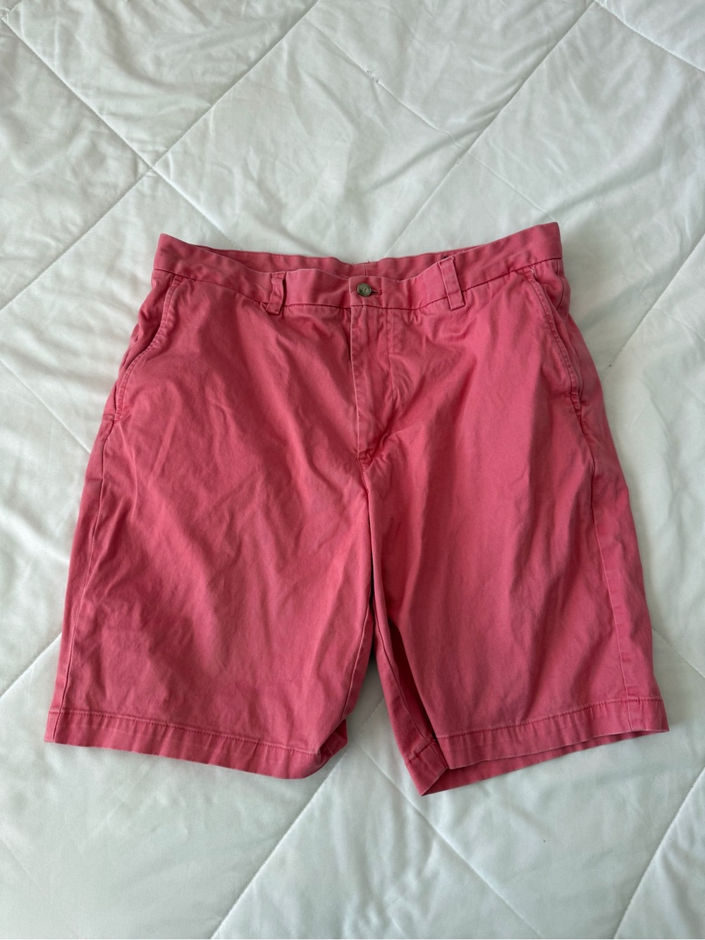 Vineyard Vines Men's Coral Flat-Front Shorts